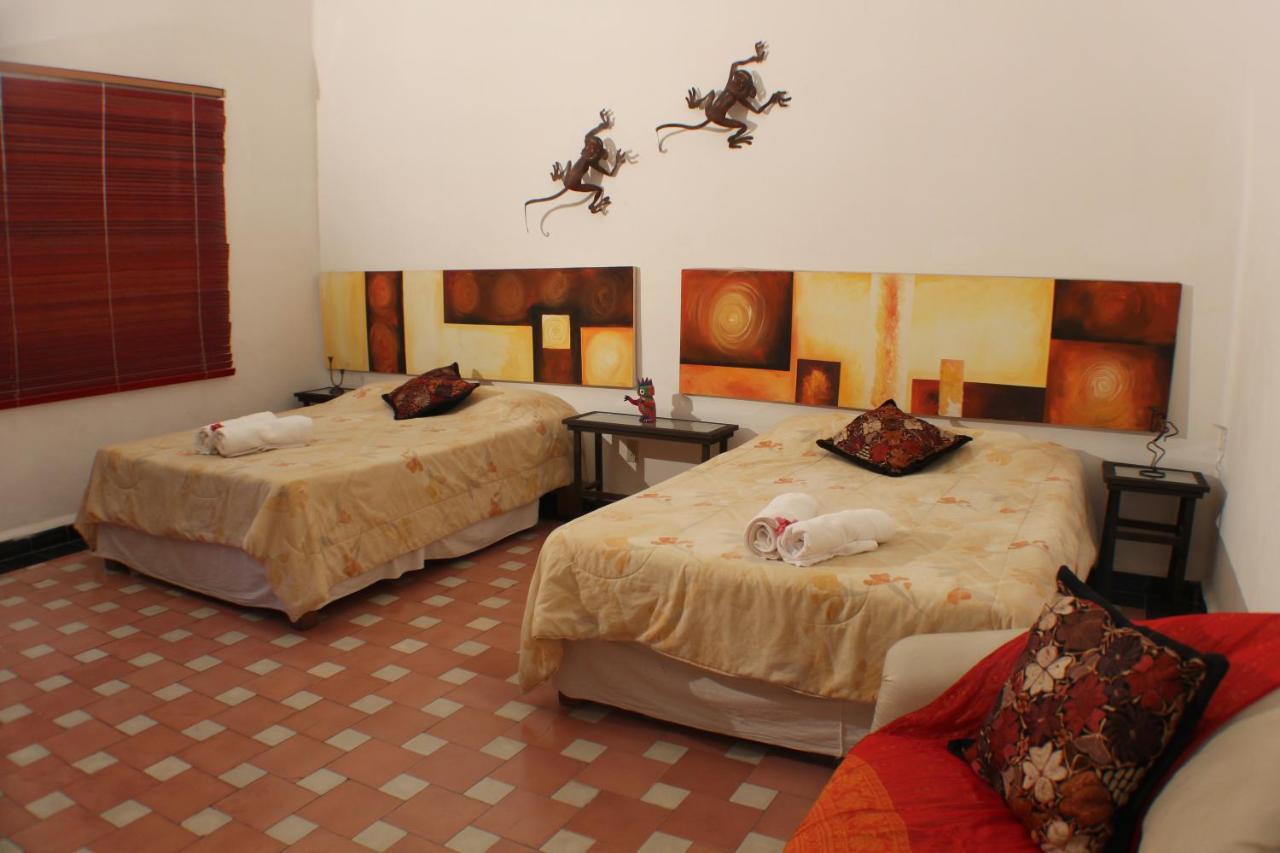 קוארנבאקאבה Casa Madero Rooms מראה חיצוני תמונה